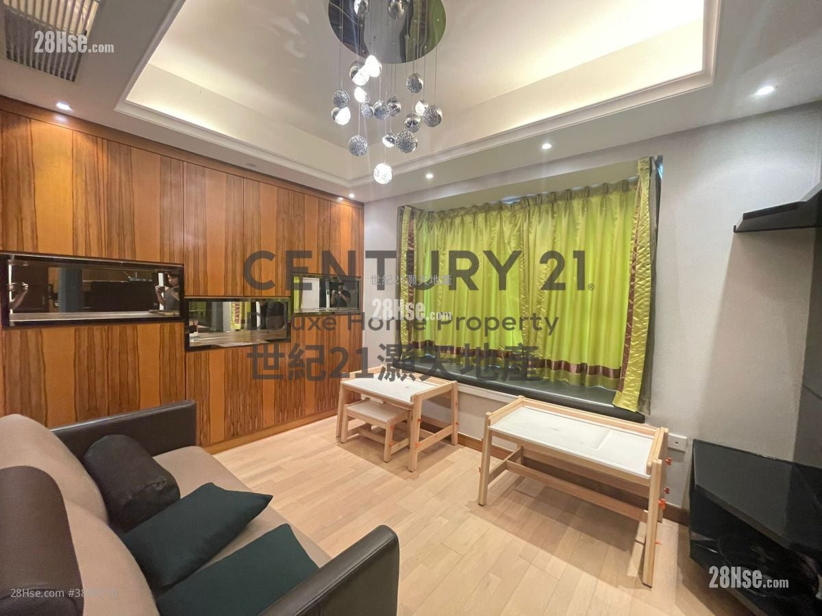 比华利山别墅 售盘 5+ 房 , 2 浴室 2,072 平方尺