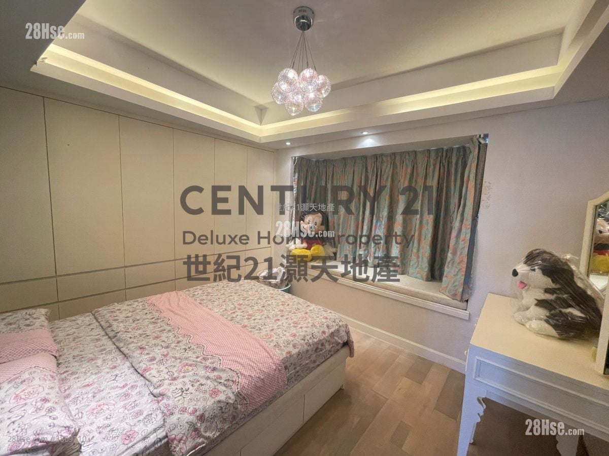 比华利山别墅 售盘 5+ 房 , 2 浴室 2,072 平方尺