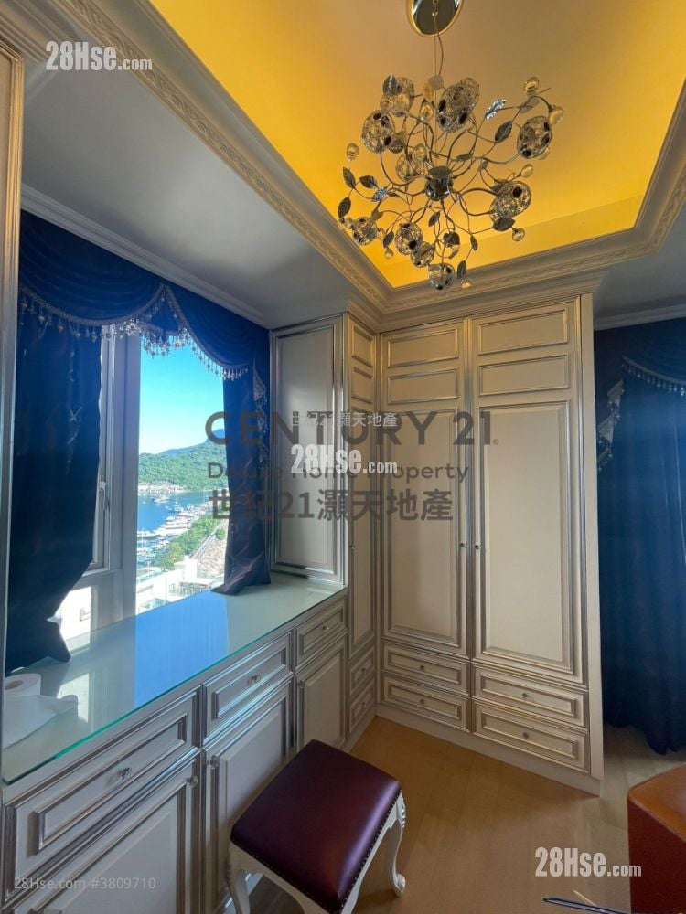 比华利山别墅 售盘 5+ 房 , 2 浴室 2,072 平方尺