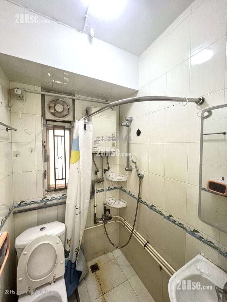 利荣大厦 租盘 1 房 , 1 浴室 253 平方尺