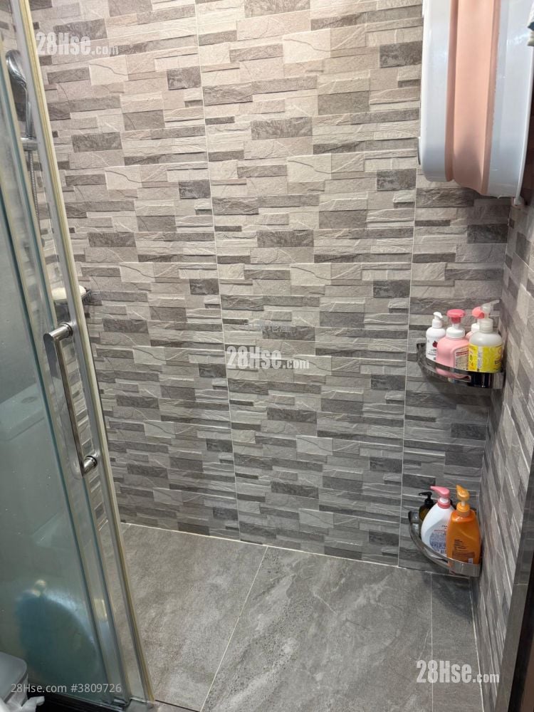 伟恒昌新村 售盘 2 房 , 1 浴室 419 平方尺