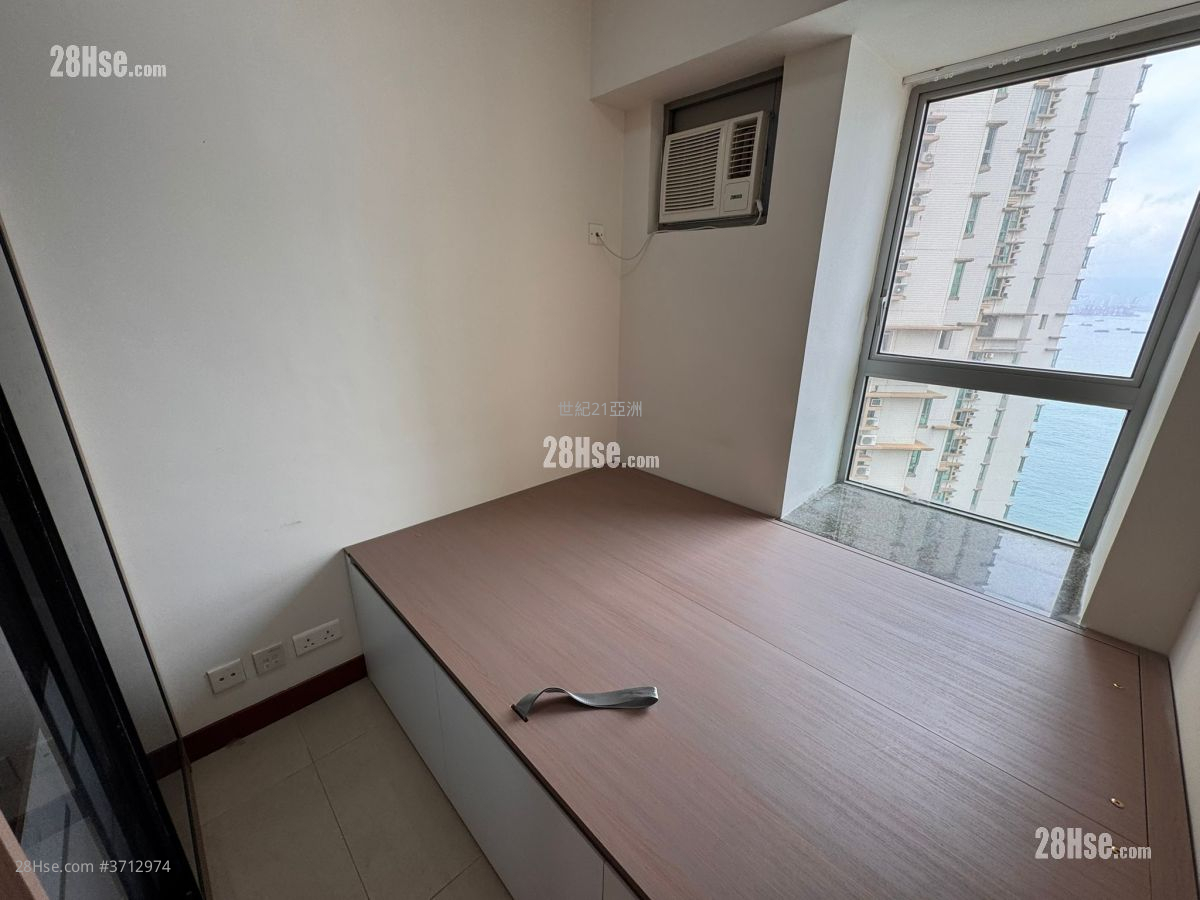 The Merton Sell 2 Bedrooms , 1 Bathroom 482 ft²