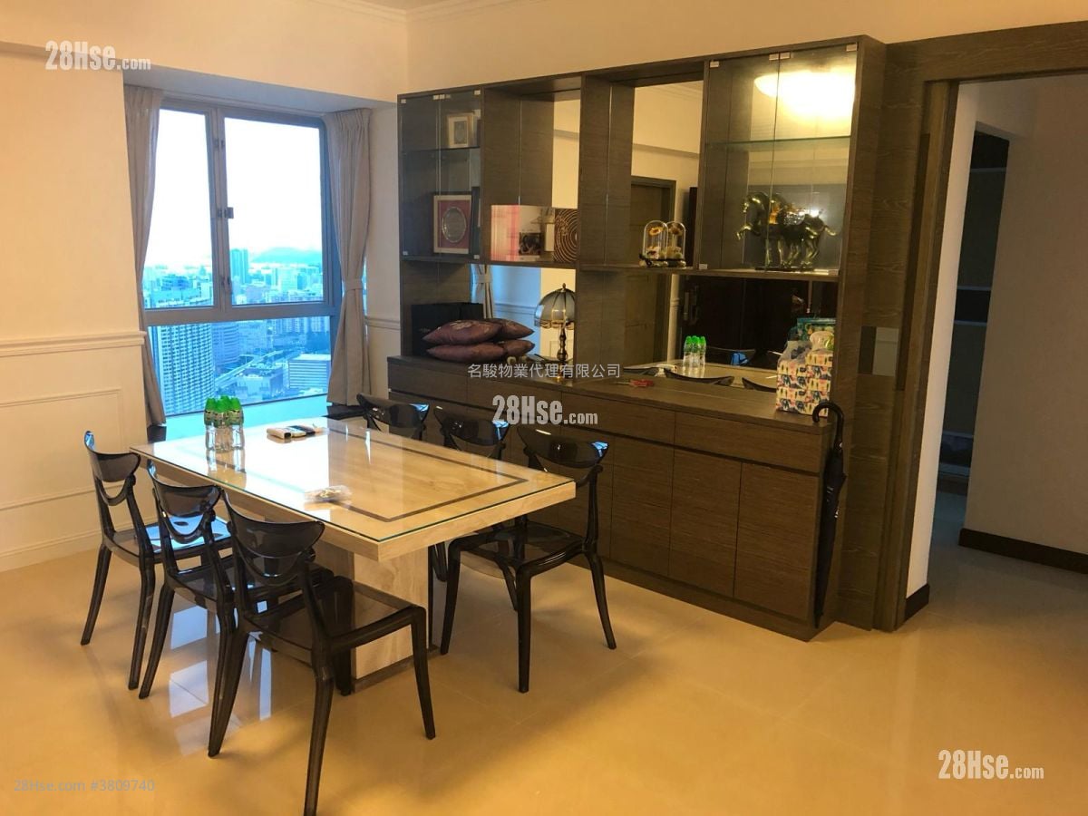 Harbourfront Landmark Rental 3 Bedrooms , 2 Bathrooms 1,420 ft²