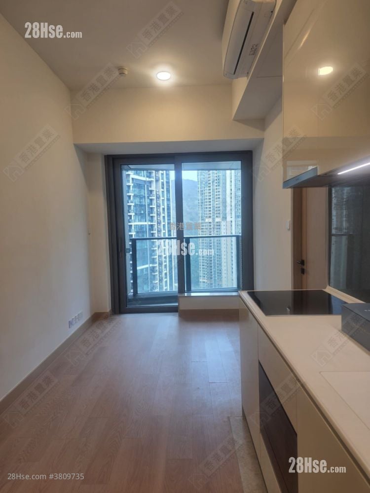 Seasons Place Sell 1 Bedroom , 1 Bathroom 323 ft²