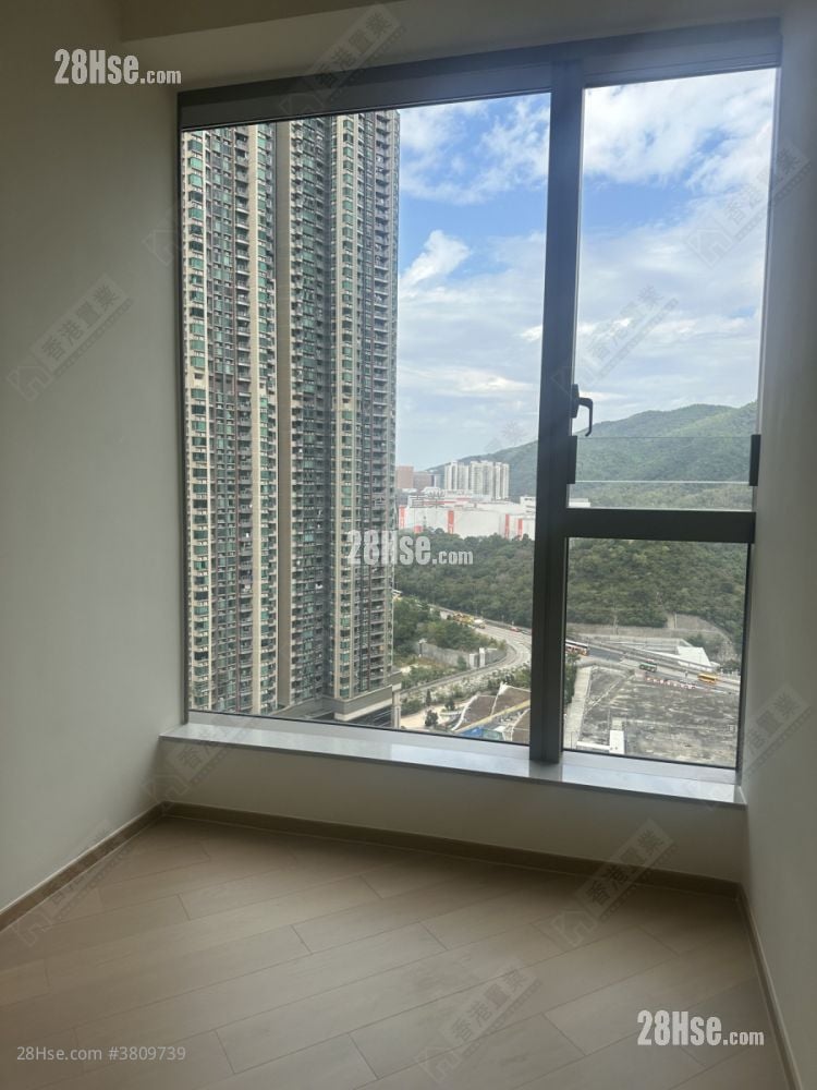 Villa Garda Iii Sell 2 Bedrooms , 1 Bathroom 451 ft²