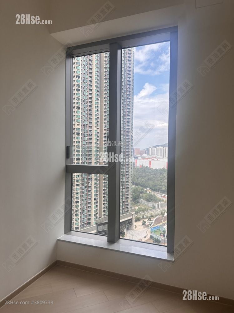 Villa Garda Iii Sell 2 Bedrooms , 1 Bathroom 451 ft²