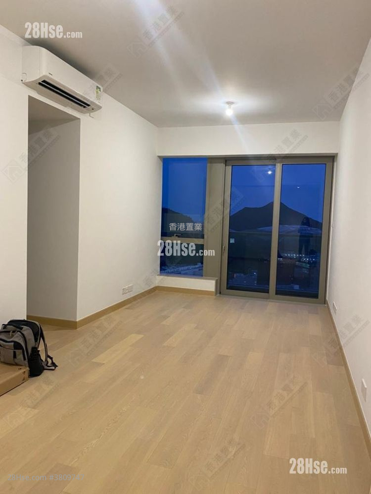 Ocean Marini Sell 3 Bedrooms , 2 Bathrooms 799 ft²