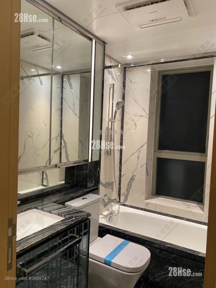 Ocean Marini Sell 3 Bedrooms , 2 Bathrooms 799 ft²