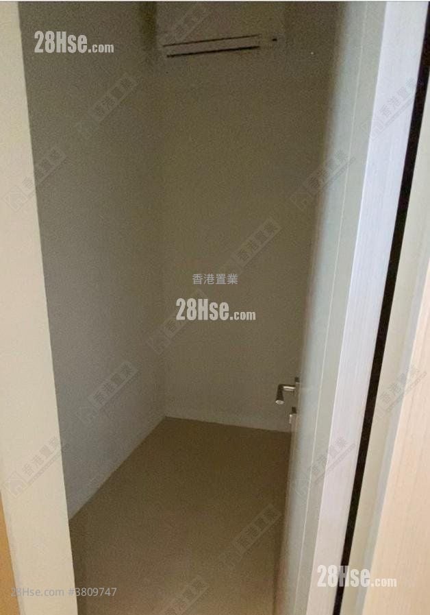 Ocean Marini Sell 3 Bedrooms , 2 Bathrooms 799 ft²