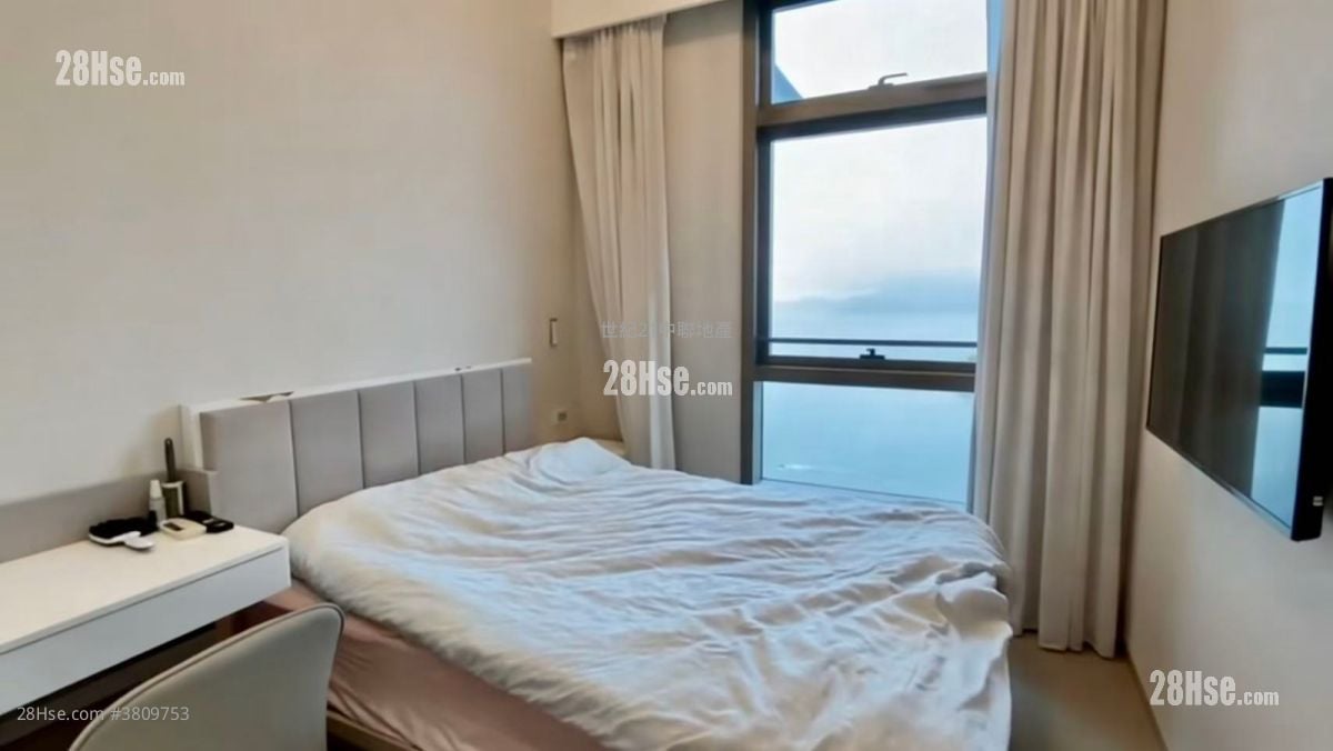 Grosvenor Place Sell 4 Bedrooms , 4 Bathrooms