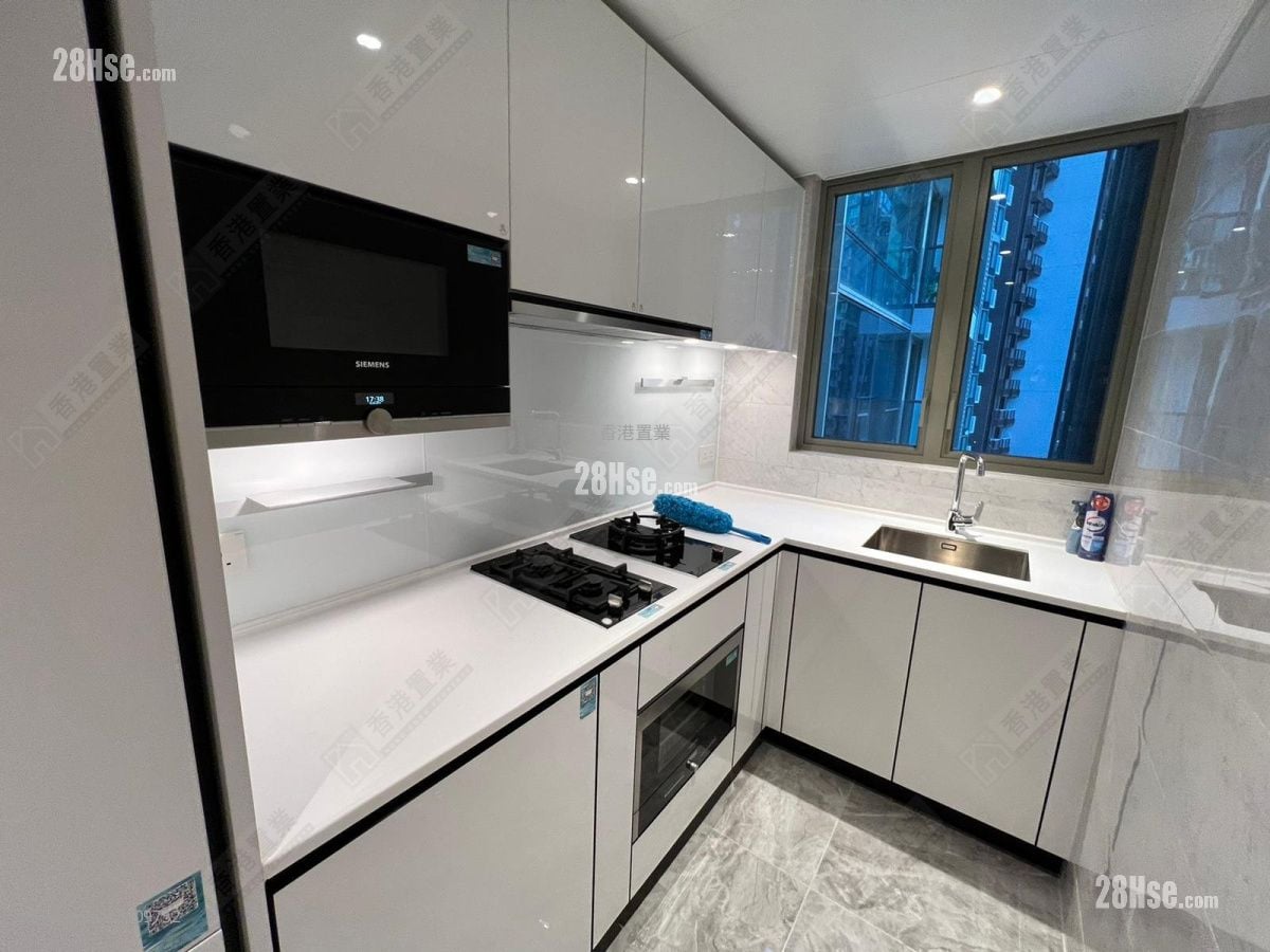 Grand Marini 售盘 3 房 , 1 浴室 652 平方尺