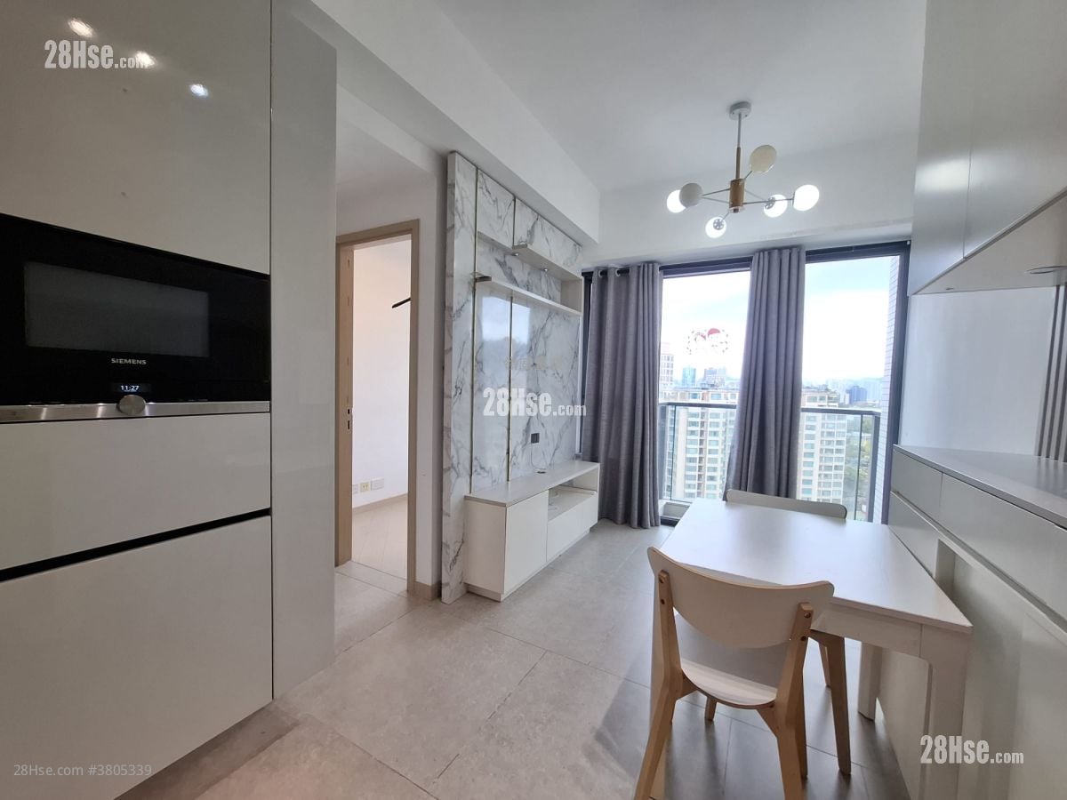 Downtown 38 Rental 2 Bedrooms , 1 Bathroom 385 ft²