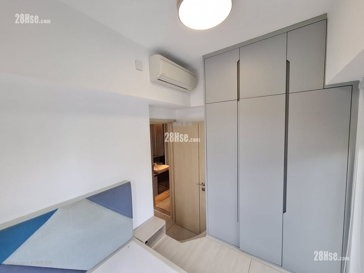 Downtown 38 Rental 2 Bedrooms , 1 Bathroom 385 ft²