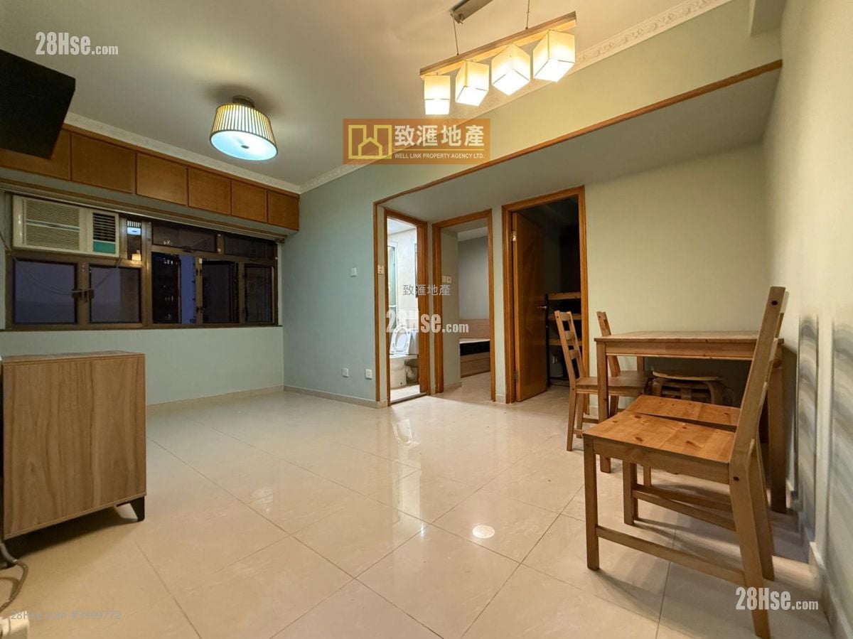 Yuet Lai Court Sell 2 Bedrooms 421 ft²