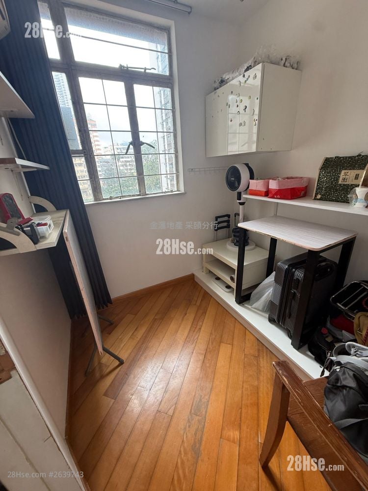 東頭(二)邨 售盤 2 房 , 1 浴室 358 平方呎