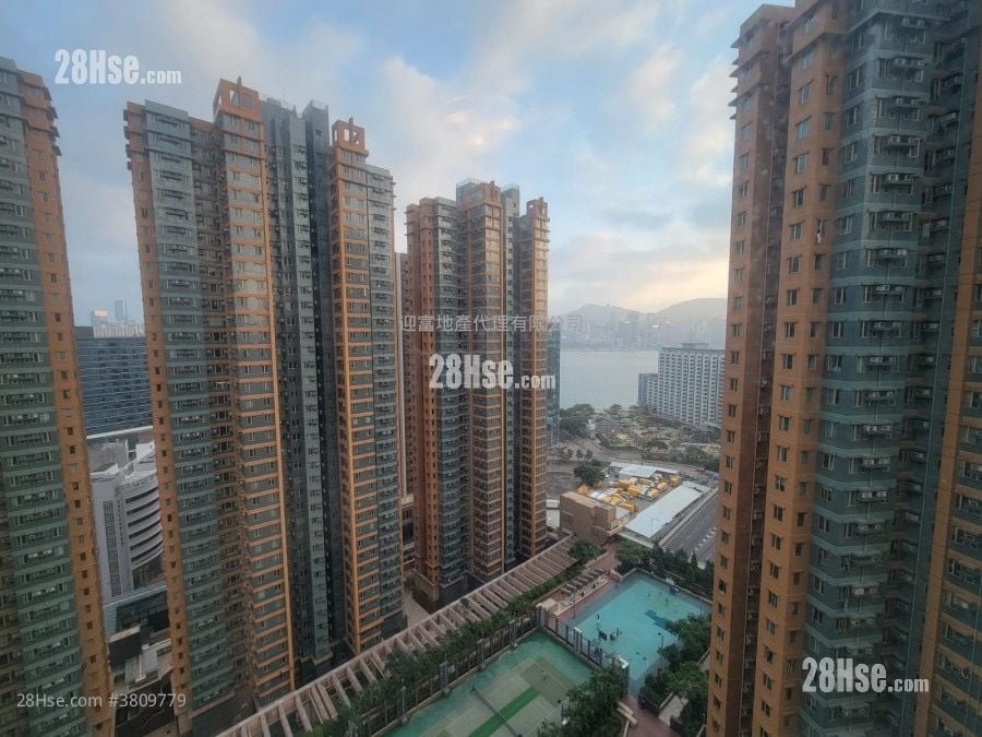 海滨南岸 售盘 3 房 , 2 浴室 593 平方尺