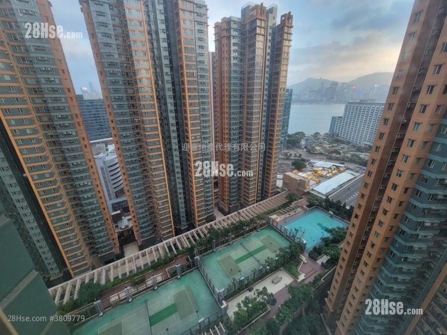 海滨南岸 售盘 3 房 , 2 浴室 593 平方尺