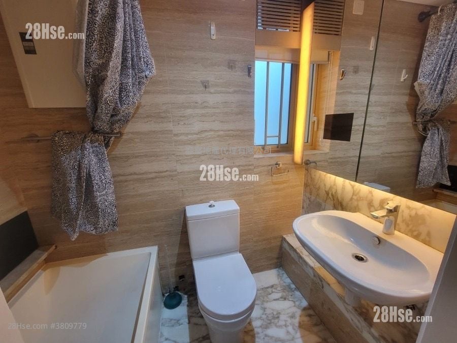 海滨南岸 售盘 3 房 , 2 浴室 593 平方尺