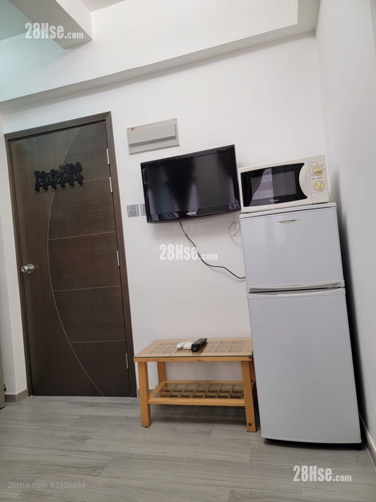 19-21 Cameron Road Rental 1 Bedroom , 1 Bathroom 200 ft²