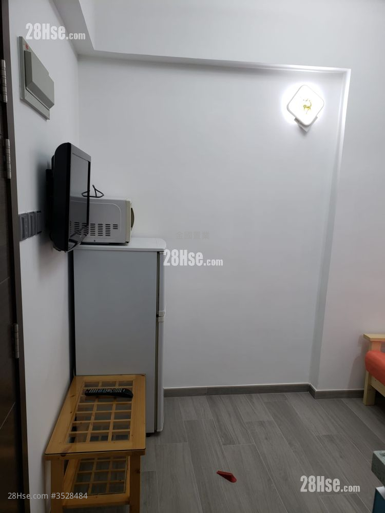 19-21 Cameron Road Rental 1 Bedroom , 1 Bathroom 200 ft²