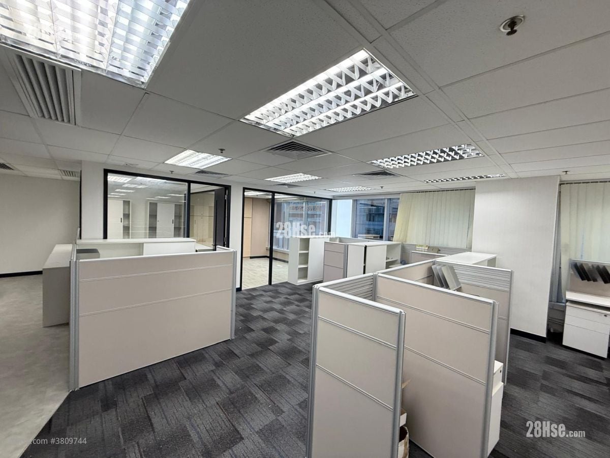 Chevalier Commercial Centre Rental 5+ Bedrooms