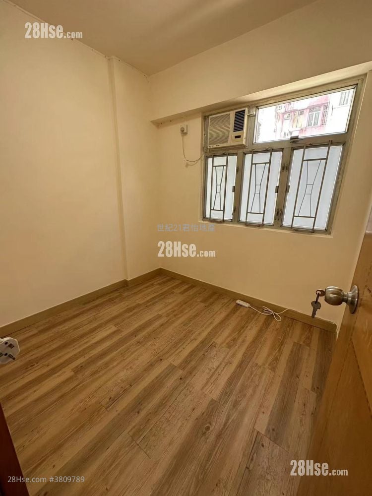 Shun King Building Rental 1 Bedroom , 1 Bathroom 276 ft²