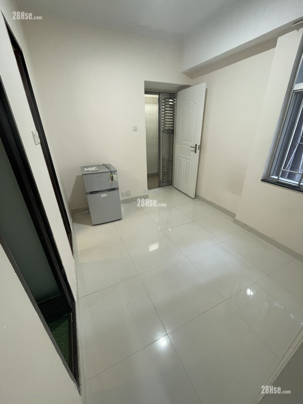 On Hong Building Rental 1 Bedroom , 1 Bathroom 238 ft²