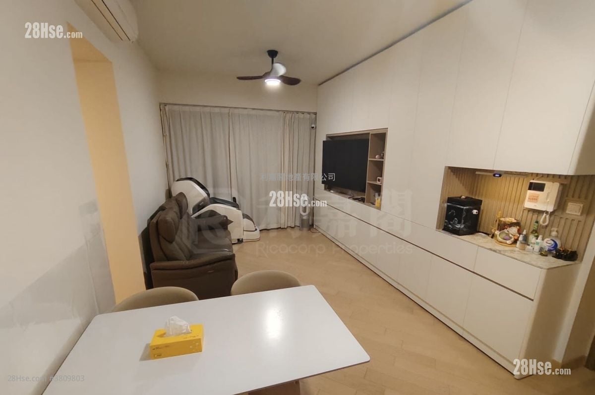 Grand Yoho Sell 4 Bedrooms , 2 Bathrooms 907 ft²