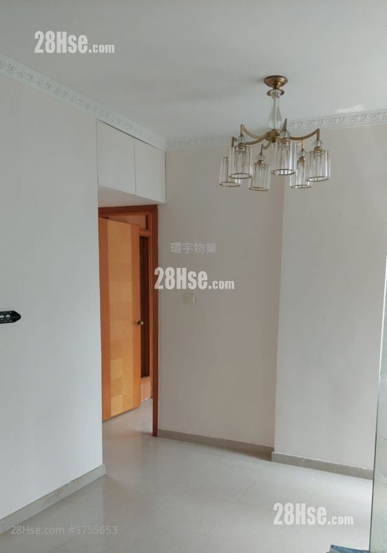 翡翠广场 售盘 2 房 , 1 浴室 419 平方尺