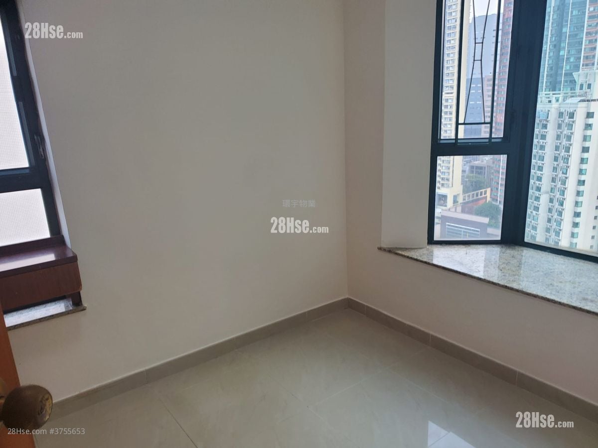 翡翠广场 售盘 2 房 , 1 浴室 419 平方尺