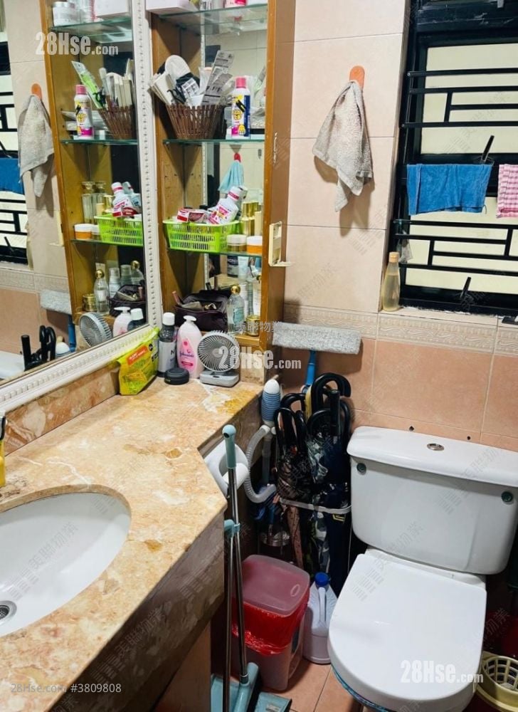 御豪山庄 售盘 3 房 656 平方尺