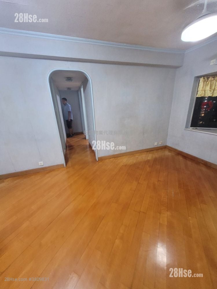 海湾花园 售盘 3 房 , 1 浴室 547 平方尺