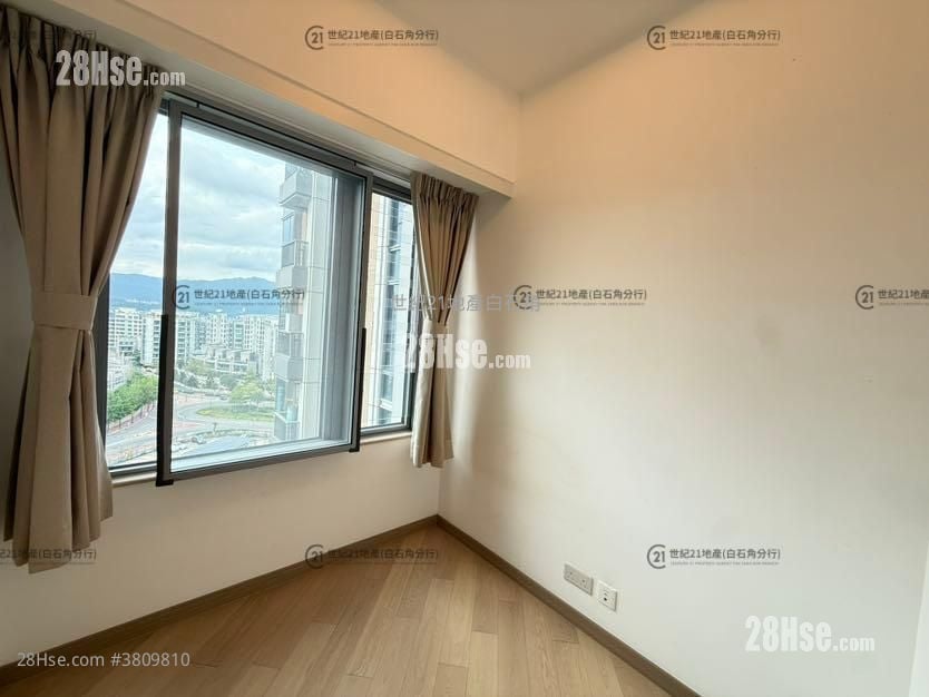 St Martin Sell 2 Bedrooms , 1 Bathroom 468 ft²