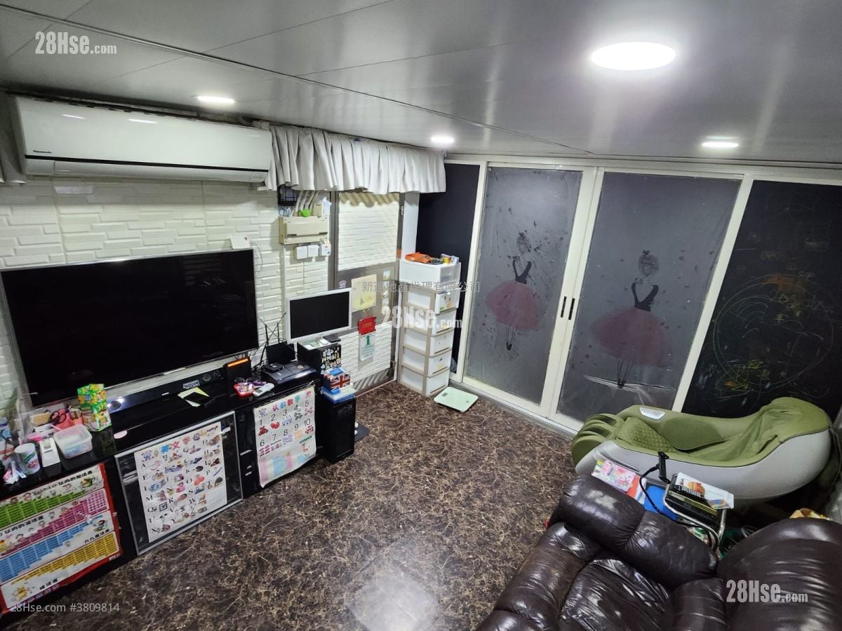 旭日花园 售盘 3 房 , 1 浴室 700 平方尺