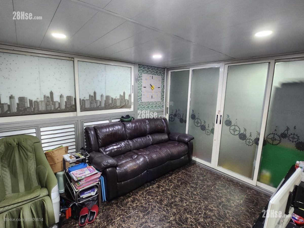 旭日花园 售盘 3 房 , 1 浴室 700 平方尺