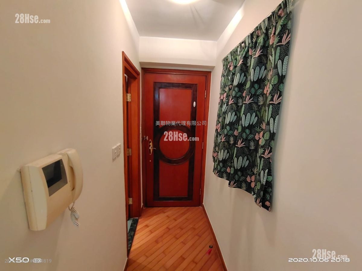 东堤湾畔 售盘 2 房 569 平方尺