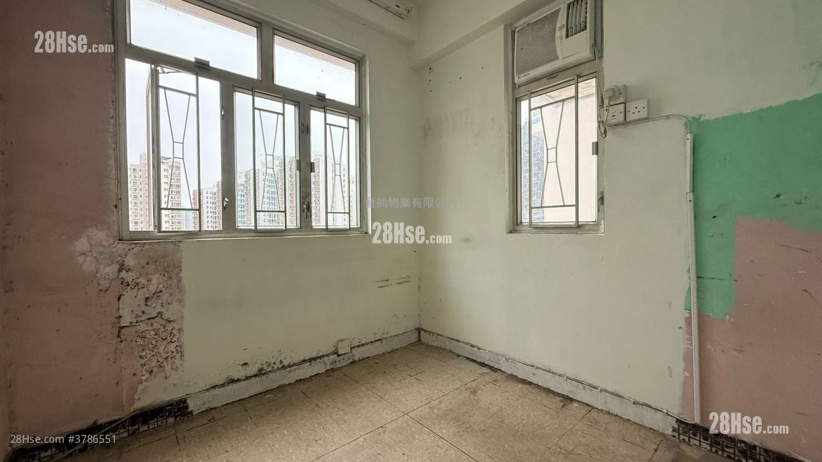 东辉大厦 售盘 2 房 , 1 浴室 375 平方尺