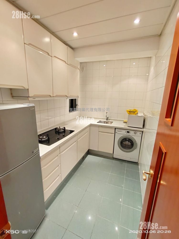 东堤湾畔 售盘 2 房 569 平方尺