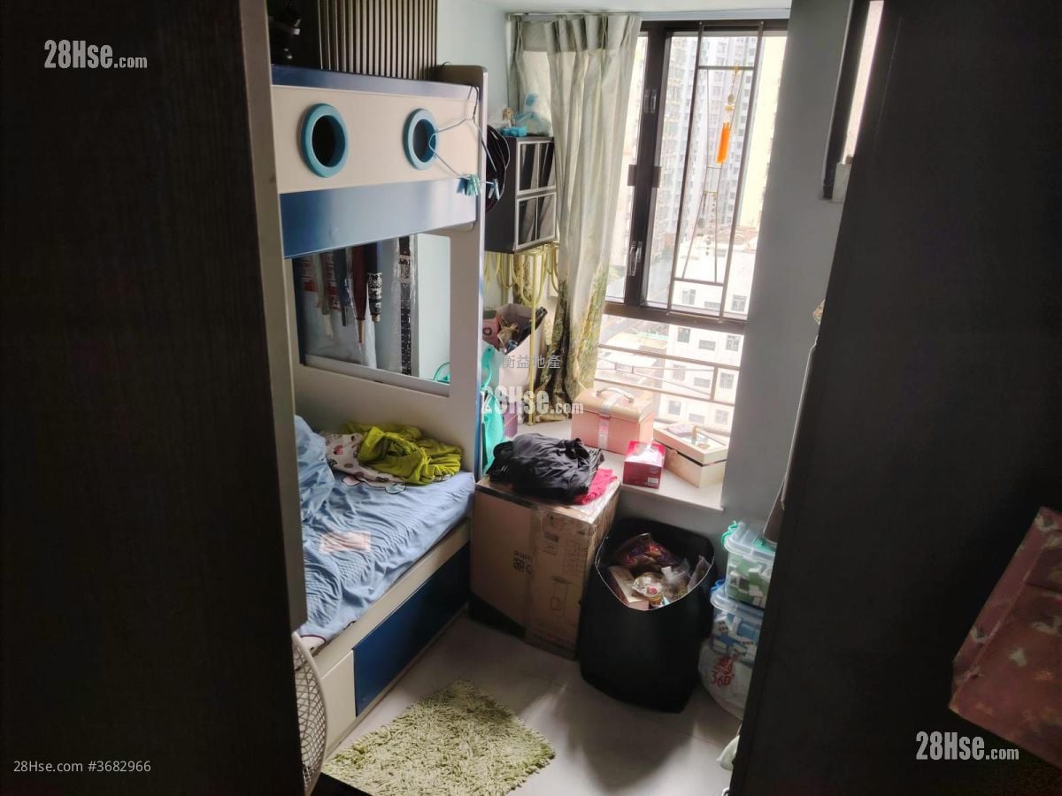 峻峰花园 售盘 2 房 , 1 浴室 450 平方尺