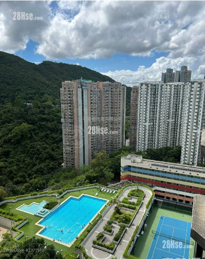 康怡花园 售盘 3 房 , 1 浴室 594 平方尺