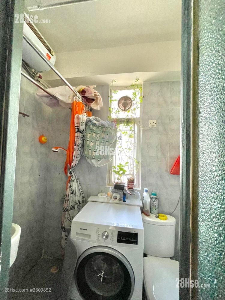 多宝大厦 售盘 1 房 , 1 浴室 253 平方尺