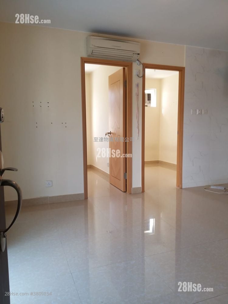 村屋 租盤 2 房 , 1 浴室 550 平方呎