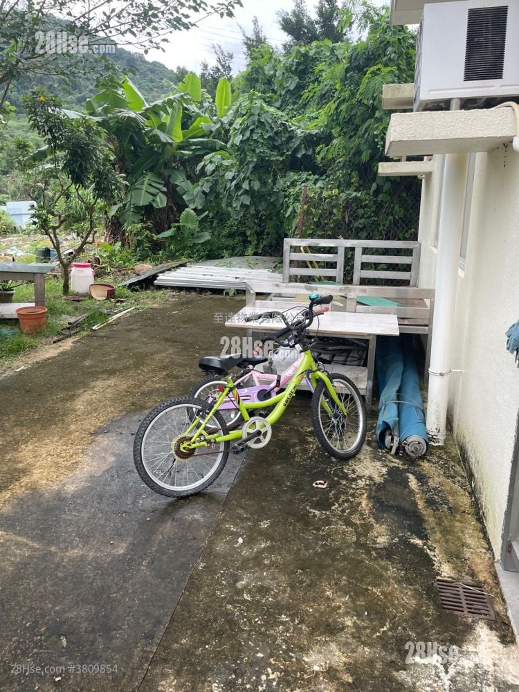 村屋 租盤 2 房 , 1 浴室 550 平方呎