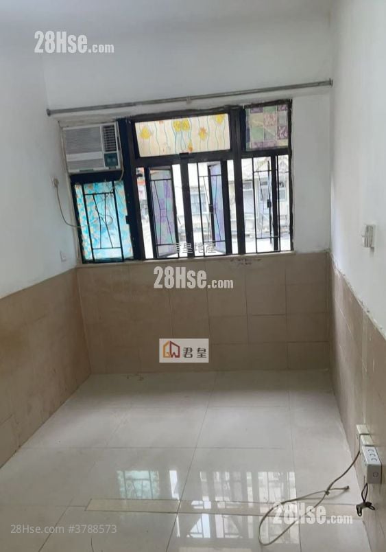 唐楼 租盘 开放式间隔 , 1 浴室 140 平方尺