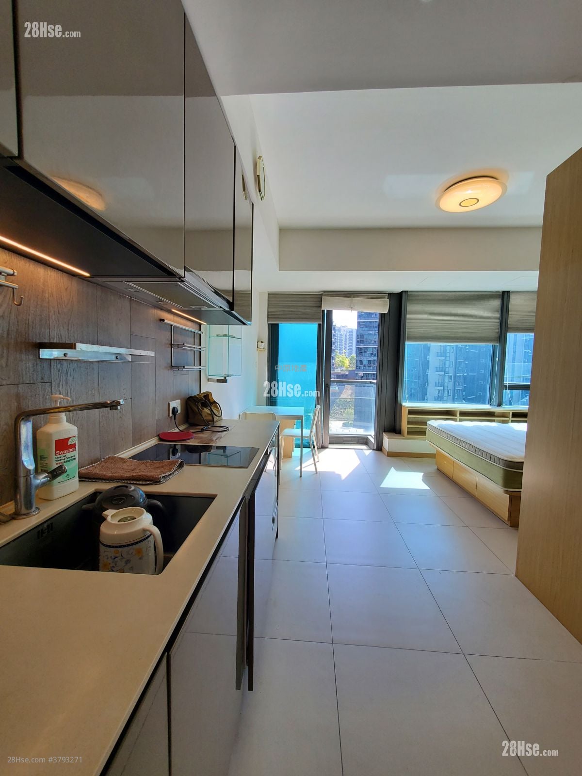 The Bloomsway Sell Studio , 1 Bathroom 308 ft²