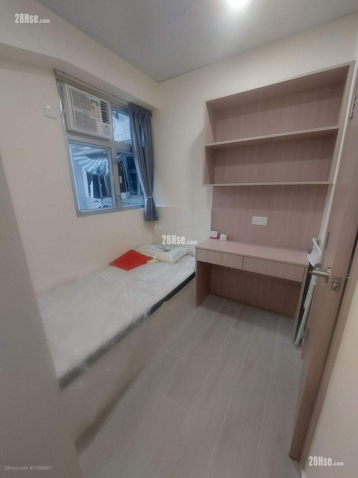 泰发大厦 租盘 开放式间隔 , 1 浴室 150 平方尺