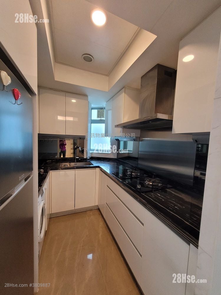 City Point Sell 3 Bedrooms , 3 Bathrooms 912 ft²