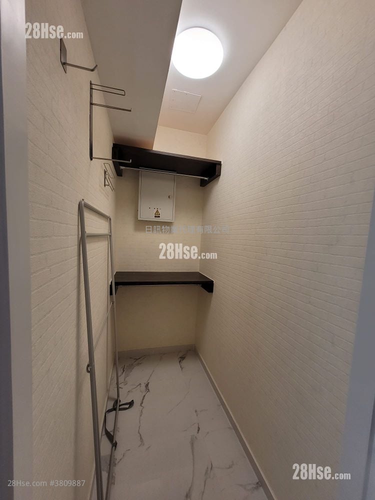 City Point Sell 3 Bedrooms , 3 Bathrooms 912 ft²