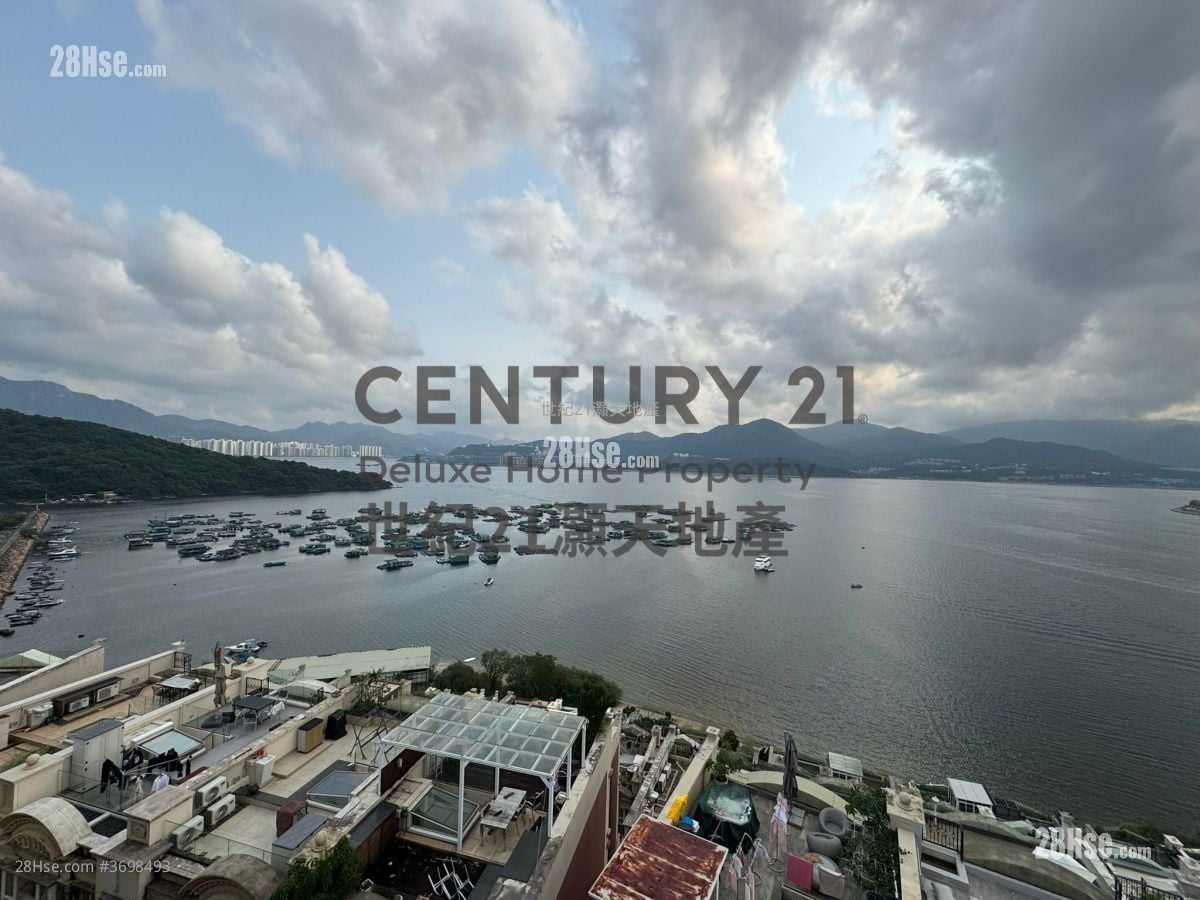 比华利山别墅 租盘 5+ 房 , 3 浴室 3,272 平方尺