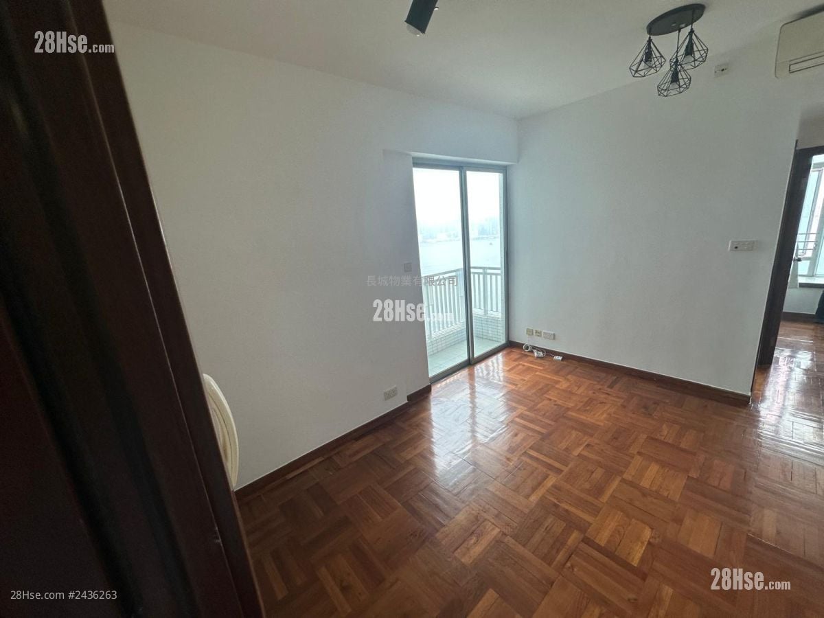 御皇台 租盘 2 房 , 1 浴室 400 平方尺